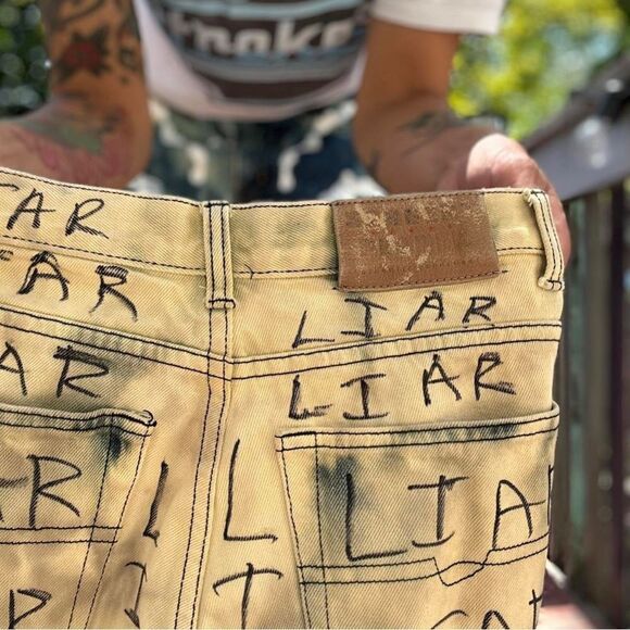 Vintage 90’s Sargent Pepper high waisted jeans /bleached jeans / 29 - Picture 3 of 12